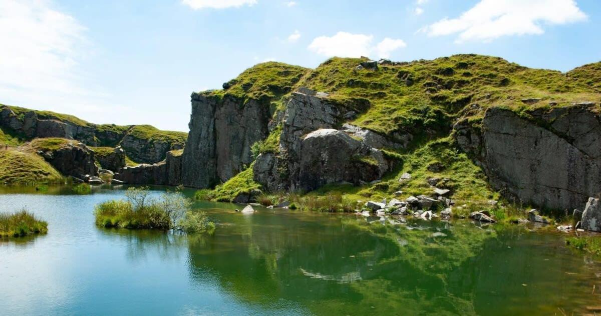 Dartmoor Barn On North Hessary Tor Yelverton Exterior foto